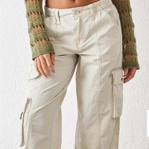 BDG Urban Outfitters Y2K Cream Cargo Pants - Picture 6 of 13